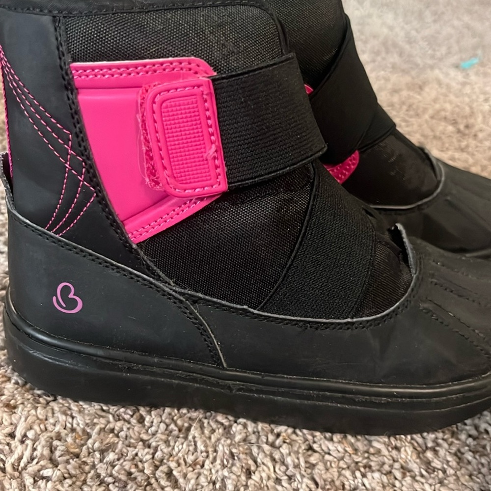 Baretraps winter boots with memory foam